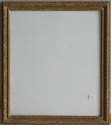 Hand carved gilded frame with rope motif: Hand carved gilded frame with rope motif, good condition. int 14 3/8 x 12 3/4'' ext 17 3/8 x 15 1/8 x 1 1/8''