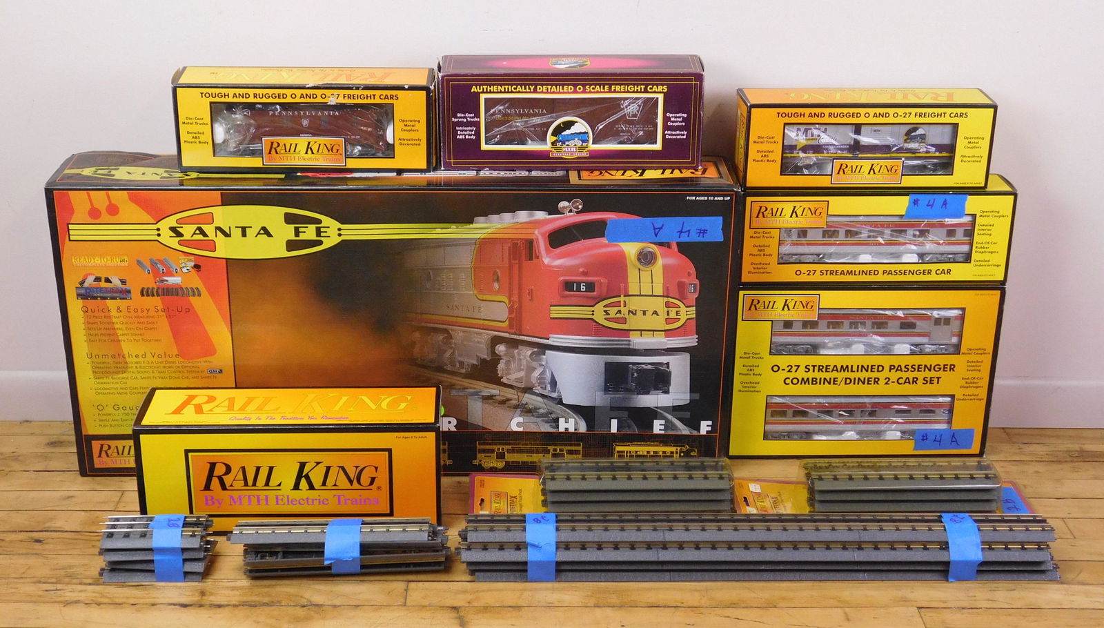 Various MTH items (1 of 8)