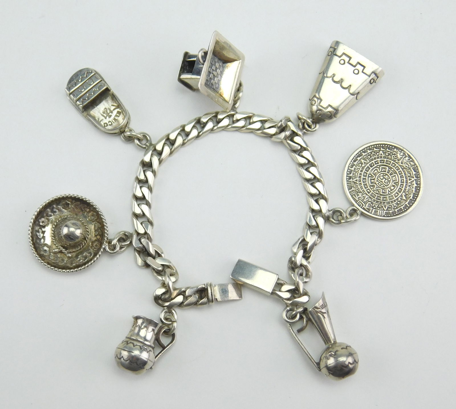 Mexican sterling silver charm bracelet (1 of 4)