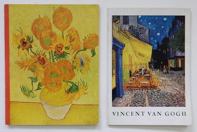 2 Vincent Van Gogh exhibition catalogs: 2 Vincent Van Gogh exhibition catalogs. 1. ''Vincent van Gogh 1953-1890''. Saint Louis, City Art Museum of Saint Louis, 1953 2. ''Van Gogh Paintings and Drawings''. New York, The Metropolitan Museum o