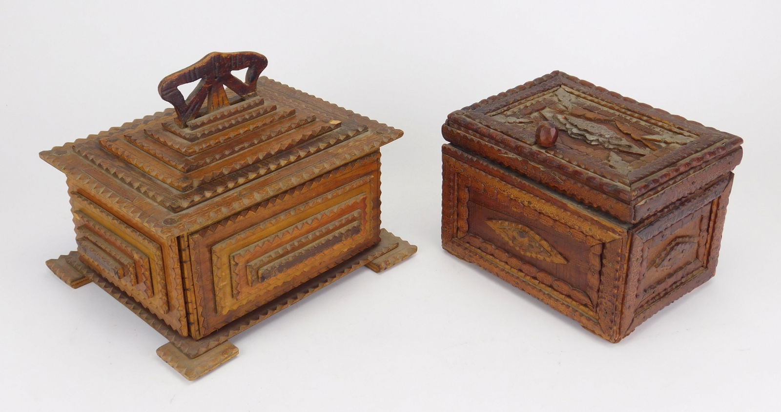 2 Tramp Art boxes (1 of 5)
