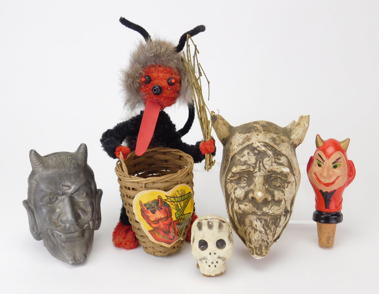 5 Vintage Halloween decorations (1 of 5)