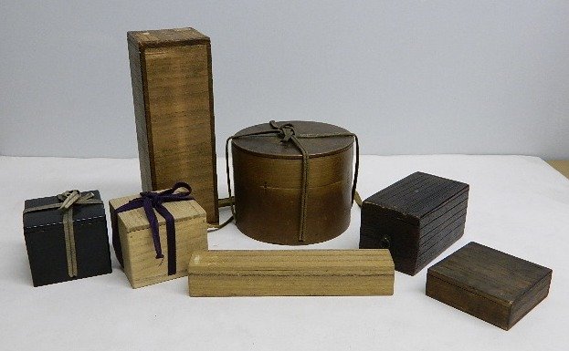 6 Asian storage containers: 6 Asian storage containers, wood, various sizes.