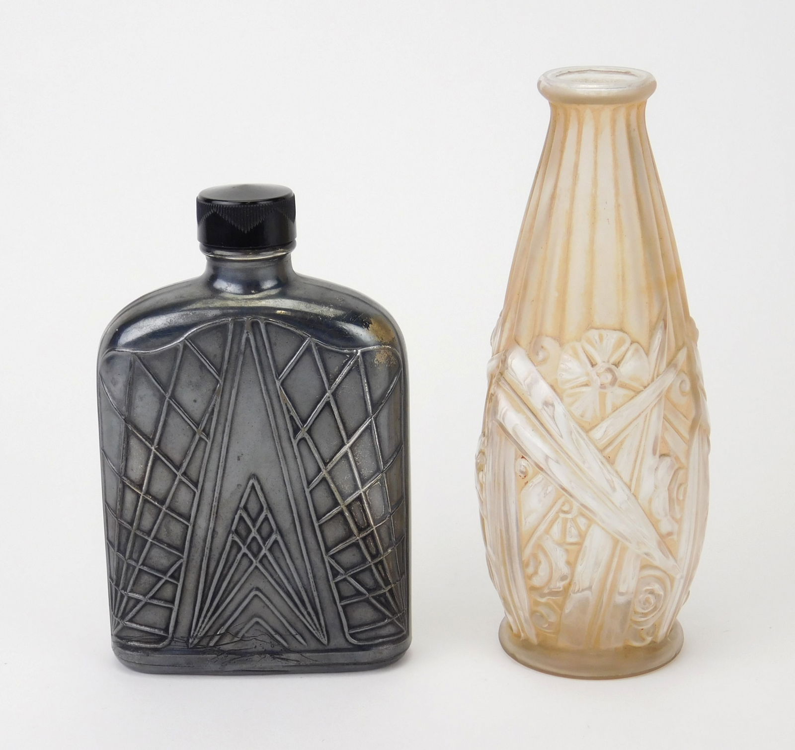 2 Art Deco glass bottles (1 of 6)