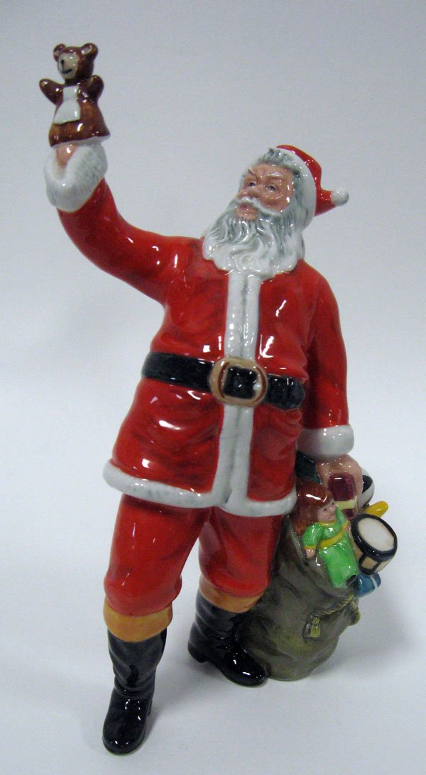 Royal Doulton porcelain figurine: Royal Doulton porcelain figurine- ''Santa Claus'' HN2725, in mint used condition.