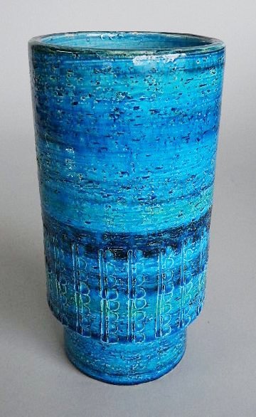 Illums Bolighus ceramic vase: Illums Bolighus ceramic vase, marked on bottom. 9 1/2''h