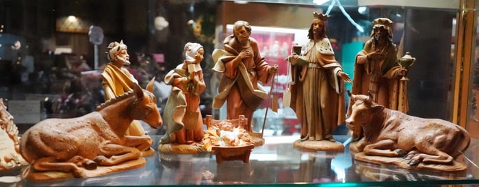 9 pc. Fontanini by Roman Nativity set