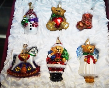 Box set of 6 Old World Ornaments