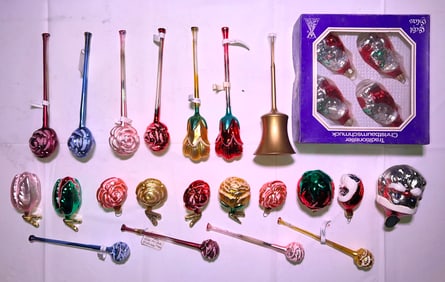Bulk lot of Christmas tree ornaments