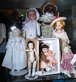 7 Dolls