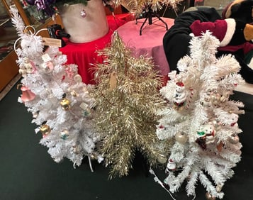 4 Decorated Christmas trees