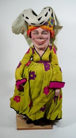 Automated doll- Alice in Wonderland