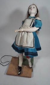 Automated doll- Alice in Wonderland