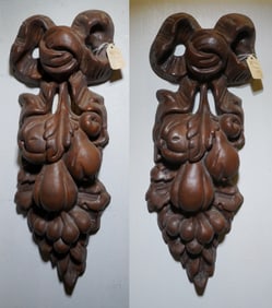 2 composition wall decorations