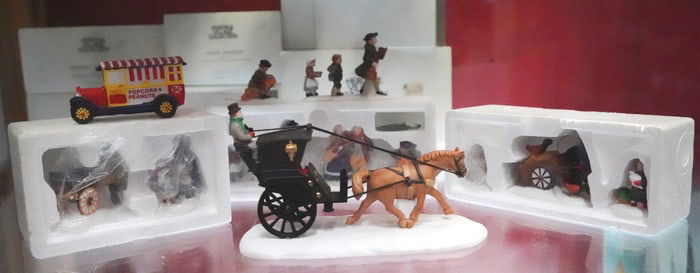 Heritage Village collection figurines