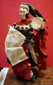 Christmas Caroler figurine