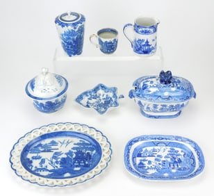 8 Blue and white china pieces