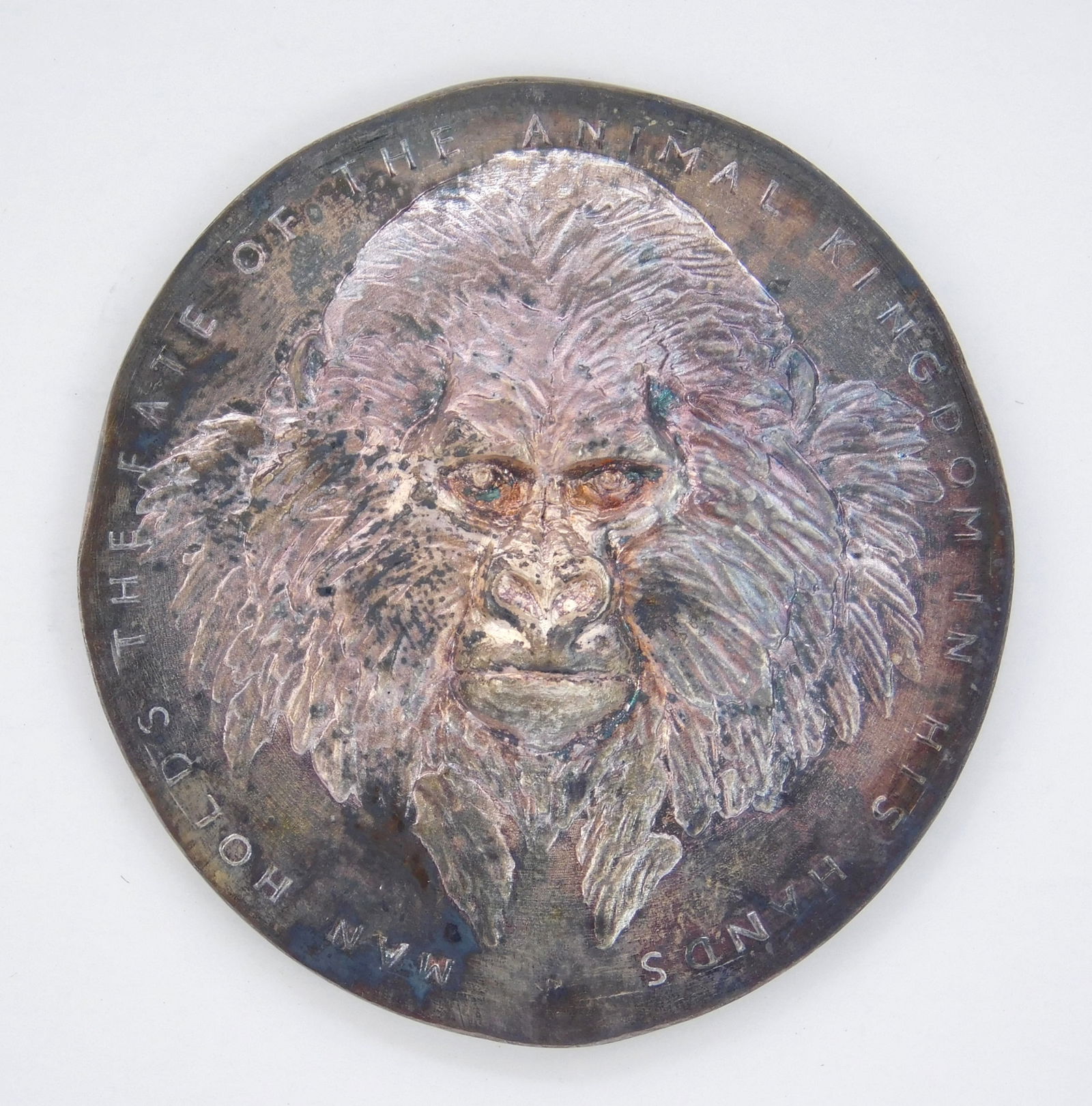 2 books by David Wynne, one with medallion: 1). The Sculpture of David Wynne 1949-1967, foreword by Yegudi Menuhin, critical essay by T. S. R. Boase, with photographs by Iain Macmillan. Published by Michael Joseph, London, 1968 2). Wynne D