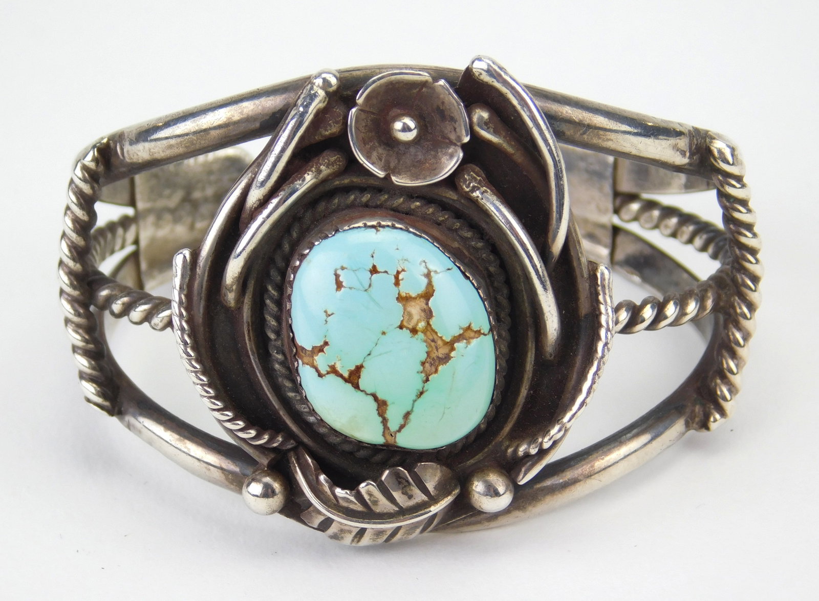 4 Native American cuff bracelets - 5