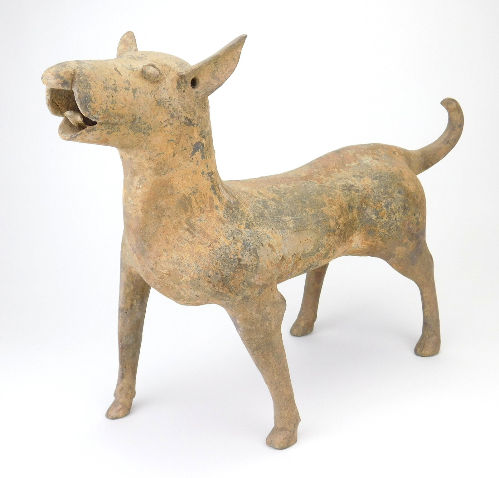Han dynasty ceramic dog (1 of 10)