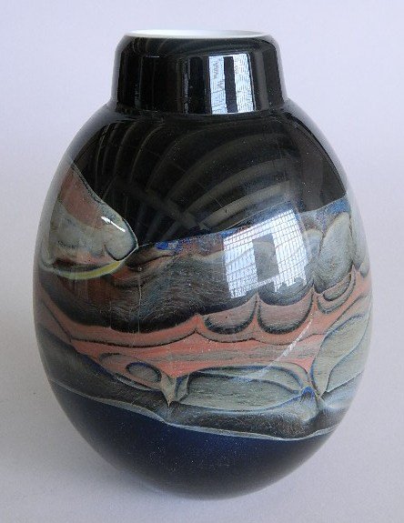 Brent Kee Young glass vessel: Brent Kee Young (American 1946-)- Untitled- glass vessel, 1980, signed Young 80 on bottom, very good condition. 8 1/4'' Provenance: John Paul Miller Collection, Cleveland, Ohio.