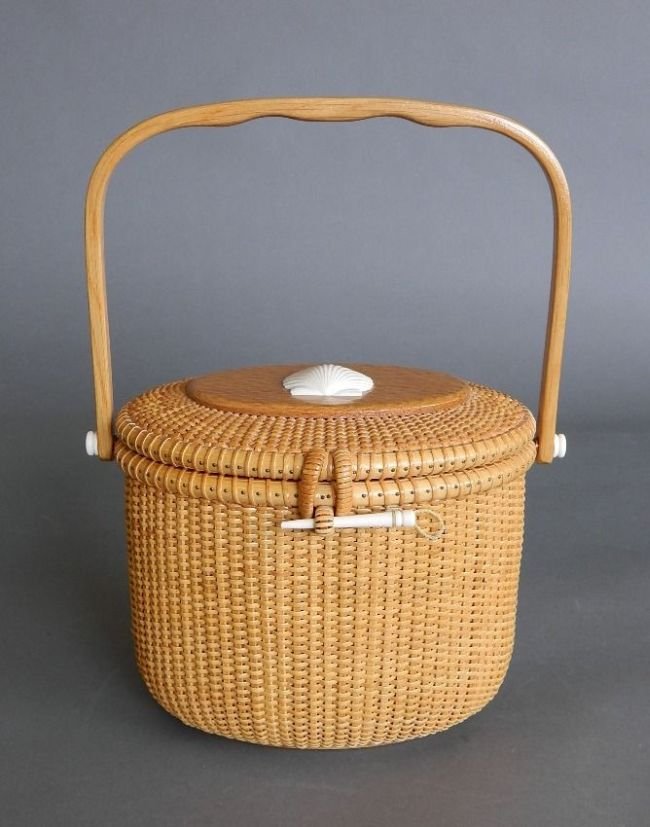 G. L. Brown Nantucket Lightship basket
