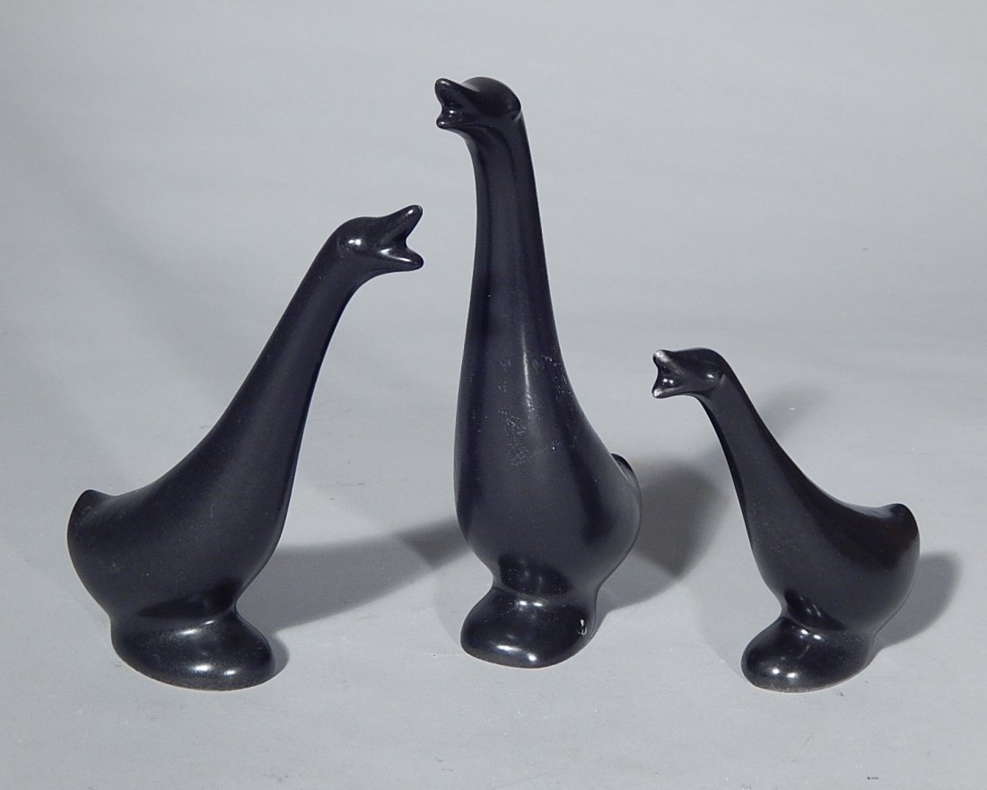 Howard Pierce Pottery 3 piece set: Howard Pierce Pottery 3 piece set- Black Geese, no.250P, tallest figure marked 'Pierce 250P' on bottom, old sticker remnants and residue, otherwise good condition. 8 3/8''h; 7''h; 5 3/8''h