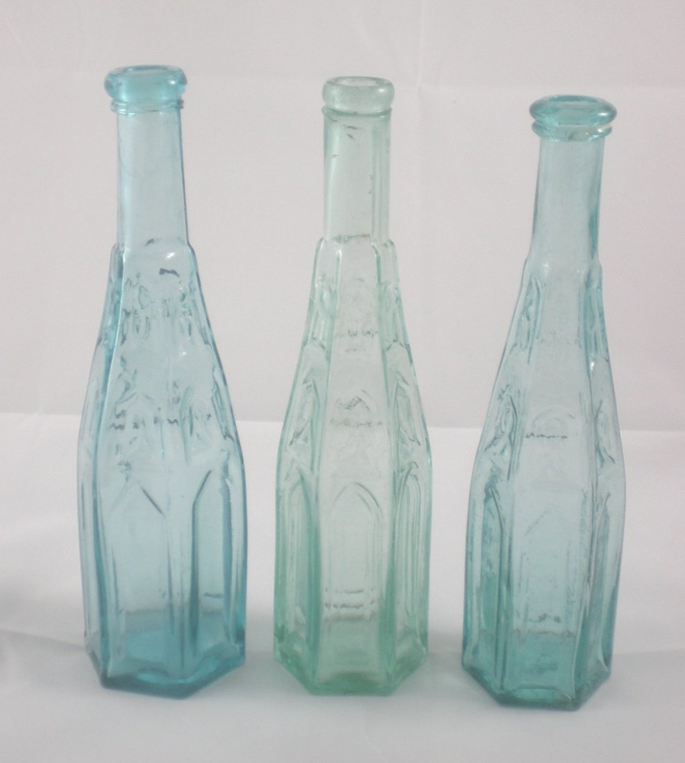 Food - 3 Peppersauce bottles (1 of 8)