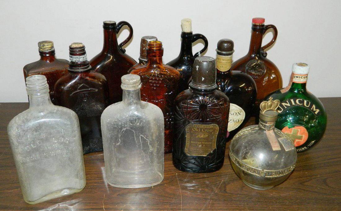 Whiskey - 13 bottles (1 of 4)