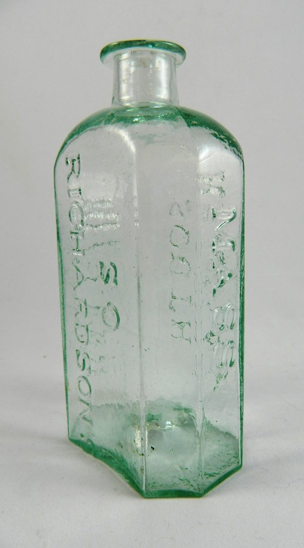 Bitters bottle - S. O. Richardson (1 of 4)