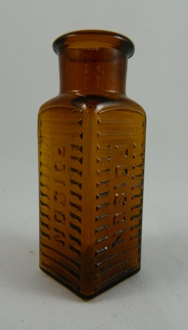 Poison - square amber bottle (1 of 2)