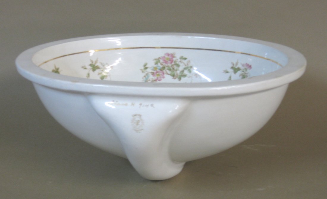 Trenton Pottery sink bowl: Trenton Pottery sink bowl, with hand painted floral decoration, marked on side, good condition. exterior 14 x 17'', interior 11 7/8 x 15'', depth 5 3/8''