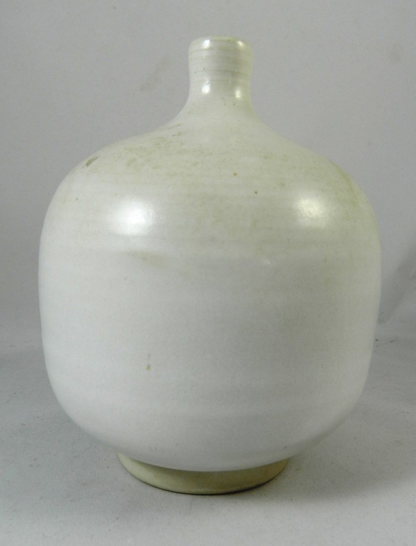 Yamashita Yuji ceramic vessel (1 of 3)
