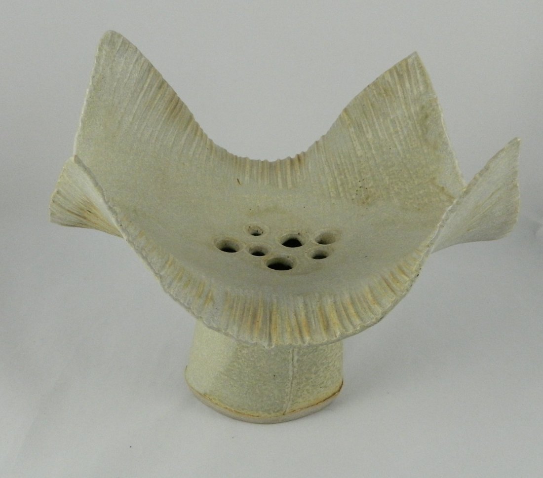 Charles Lakofsky ceramic vessel (1 of 4)