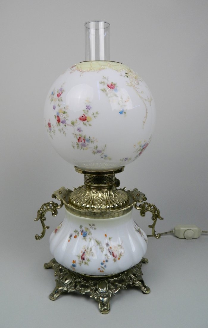 Victorian Gone With The Wind oil lamp (1 of 6)