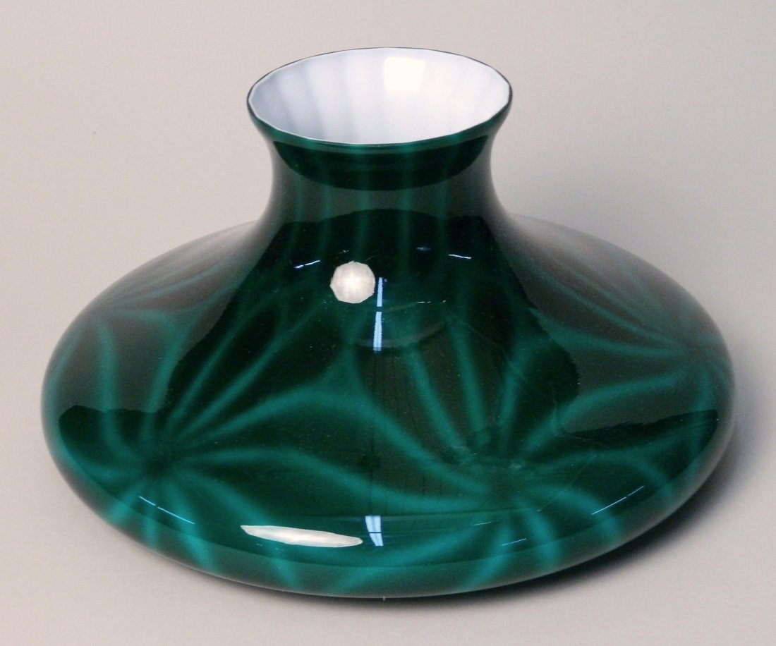 Emeralite Pinwheel Tam-O-Shanter shade: Emeralite Pinwheel Tam-O-Shanter shade. 10''d