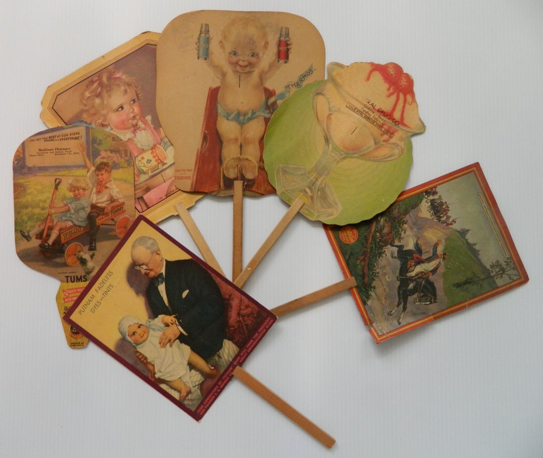 6 Paper Advertisment fans (1 of 5)