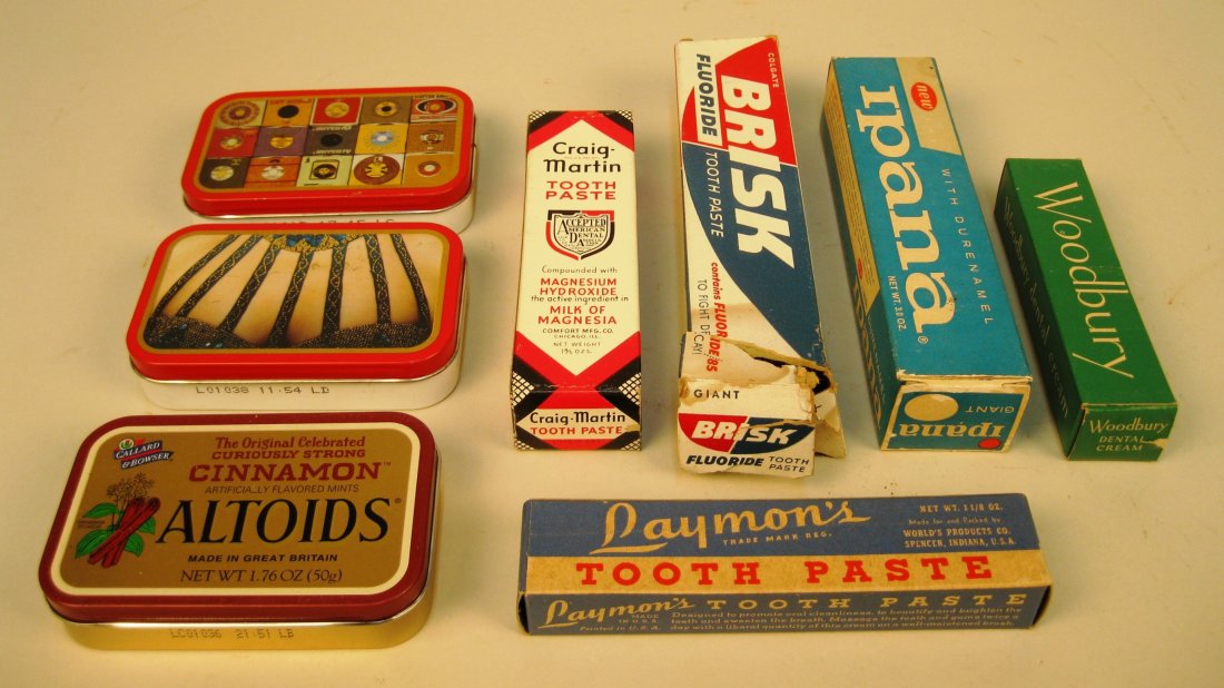 5 Brands of toothpaste with original packaging (1 of 7)