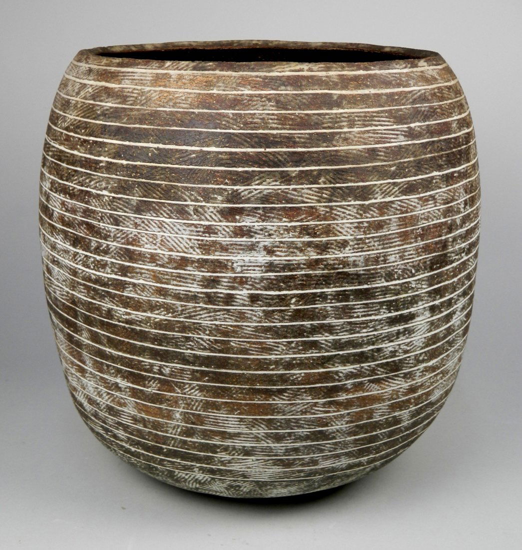 Claude Conover ceramic vessel (1 of 5)