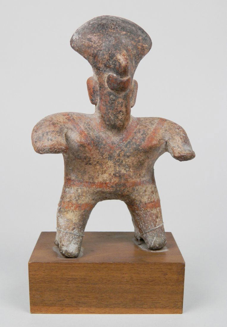 Pre-Columbian figure (1 of 4)