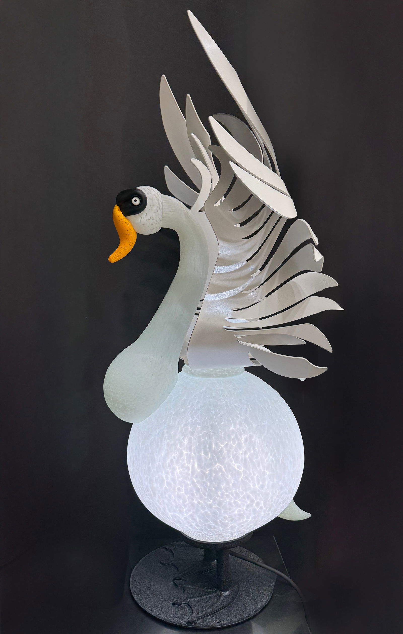 Borowski Art Glass 41 H x 21 W Hektor Swan Lamp
