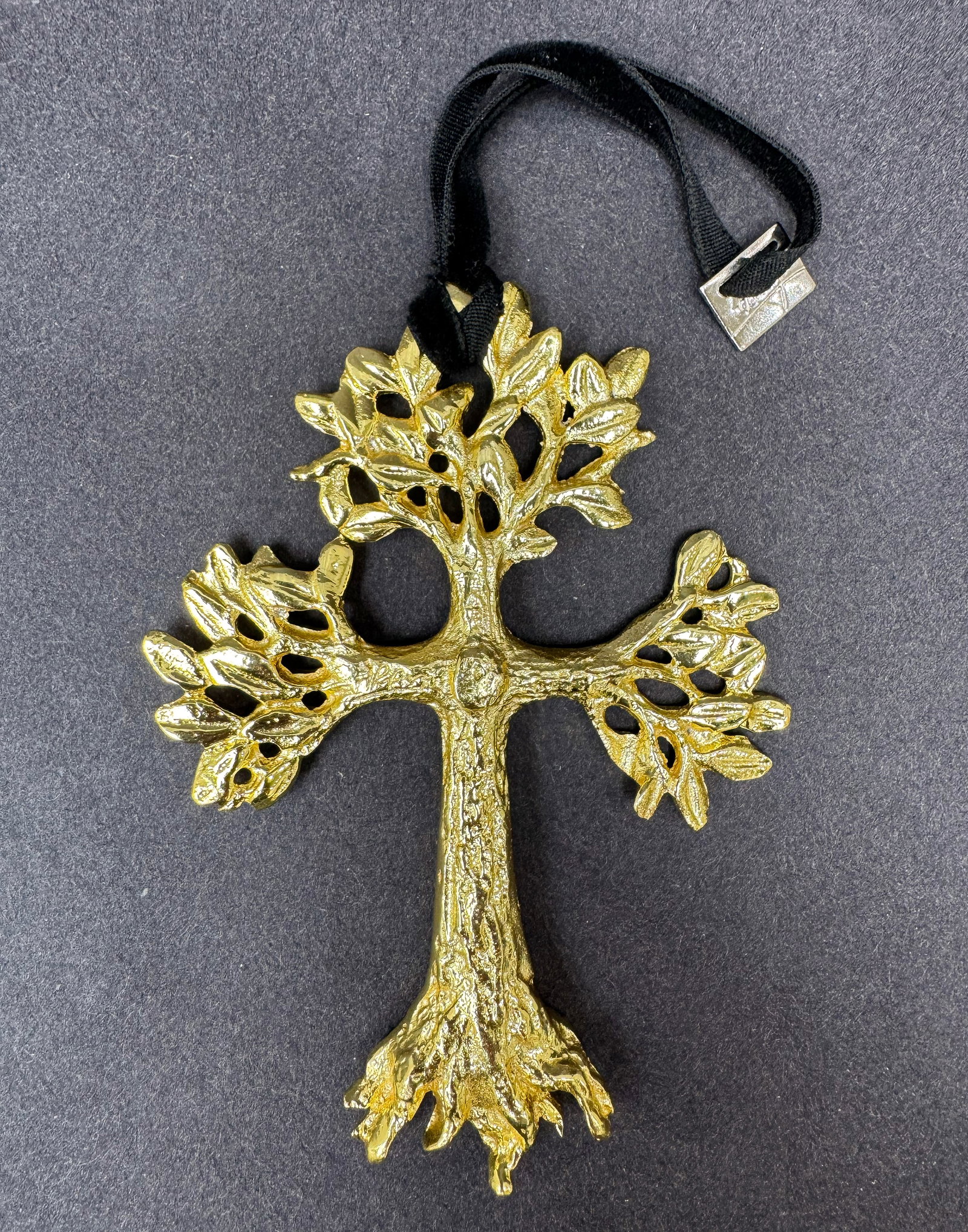Michael Aram 4.5" H x 3.25" W Leafy Cross Ornament Retired (1 of 4)