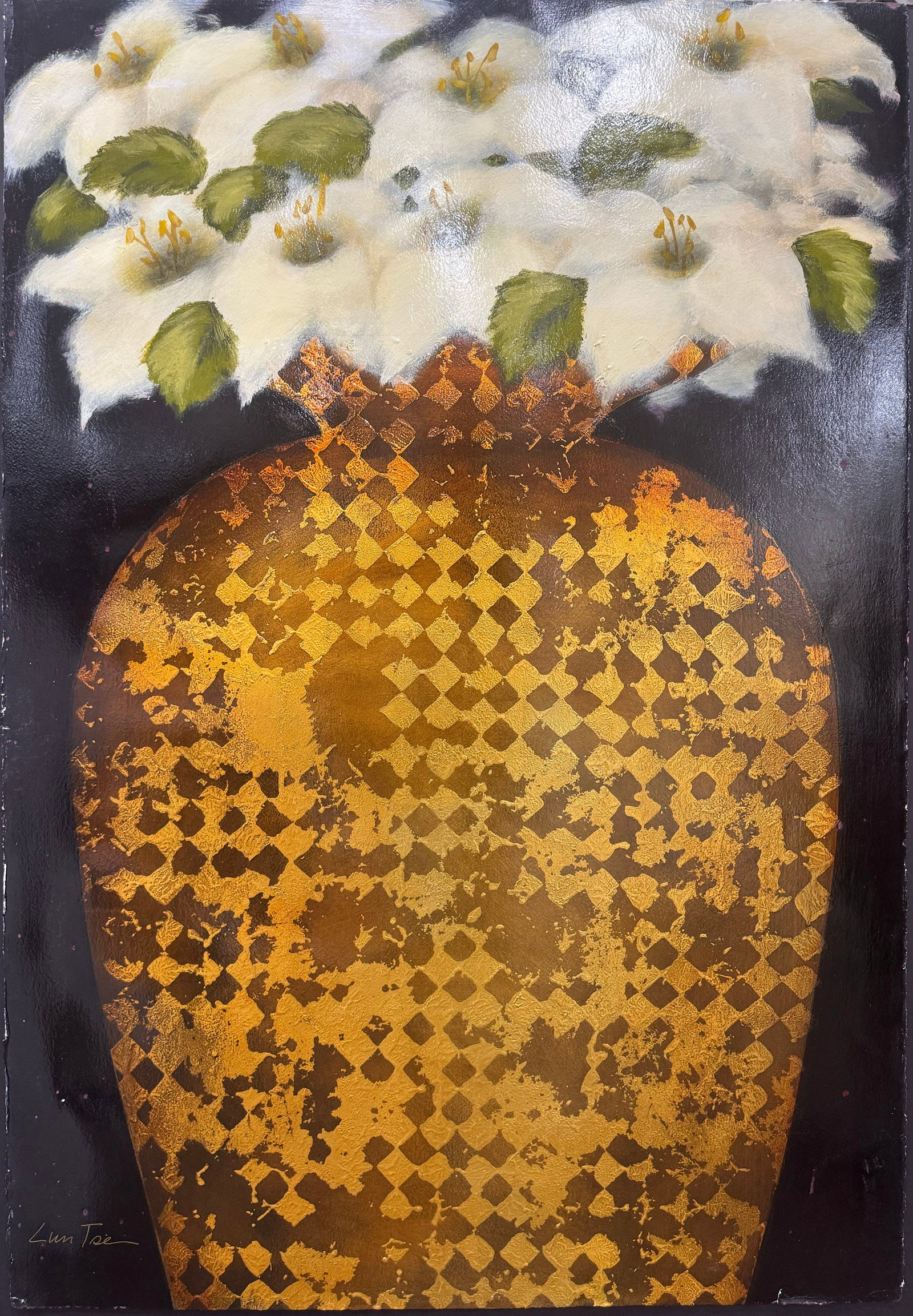 Lun Tse 44" H x 30" W Original Floral Painting: Artist: Lun Tse (b. 1964 - ) Chinese Title: White Cala Lily Bouquet II Medium: Oil on Paper Artwork Size: 44" H x 30" W x 0.1" D Item Weight: 1 lbs. Edition: Original Signature: Signed in bottom left 