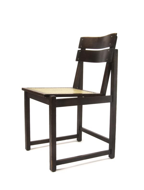 Erich Dieckmann, Chair, around 1926: For this Lot there is only a german description. Information in english can be requested via info@von-zezschwitz.de: Rechtwinkelige Standkonstruktion aus Vierkanthölzern, eingepaßter, geschrägter R