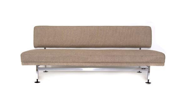 Egon Eiermann, Sofa, 1968: Chrome-plated steel and upholstered sofa designed for the House of the Members of Parliament in Bonn in 1968. H. 74 cm; L. 194 cm; D. 70 cm. Exhibited in the 'Egon Eiermann-The Furniture' travelling e