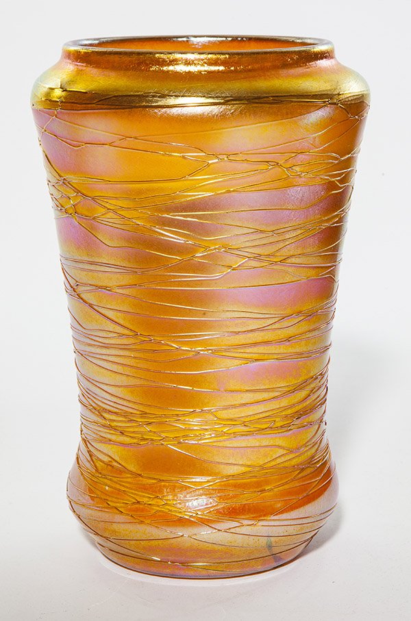 Durand spider web vase, iridescent gold with random (1 of 1)