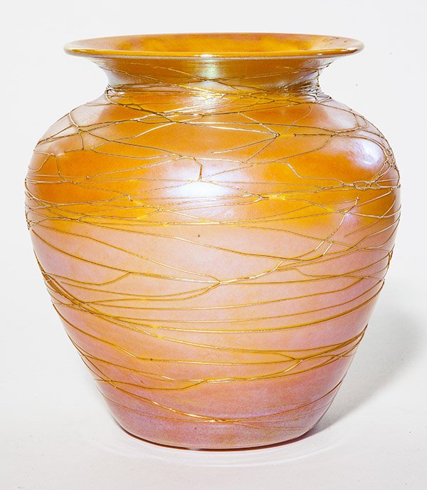 Durand vase, classic shouldered form in gold lustre (1 of 1)