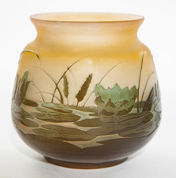 Galle French cameo vase, cameo cut pond scene in tones (1 of 1)