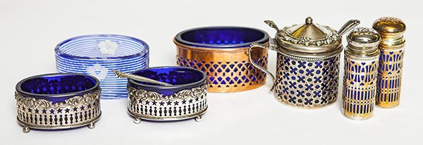 Seven glass pieces including three oval salts in cobalt (1 of 2)