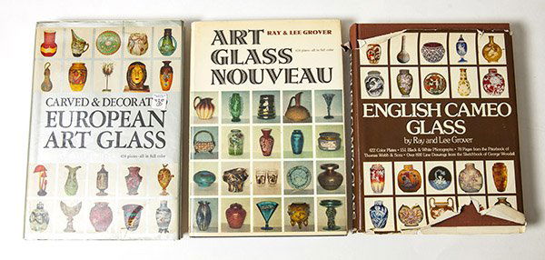Three indispensable art glass references by Ray & Lee (1 of 1)